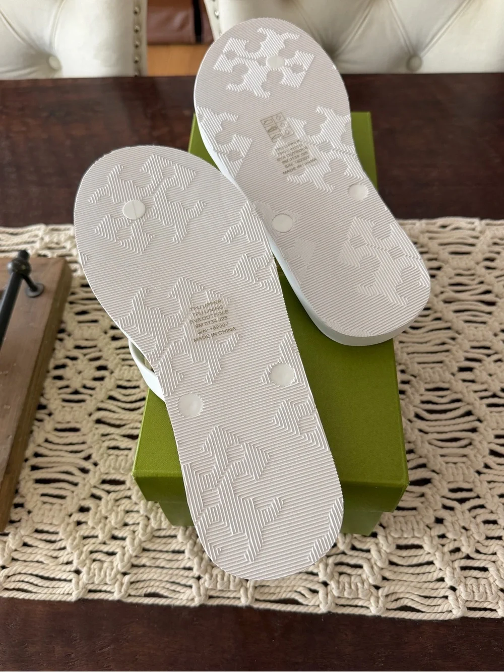 Tory Burch Kira Padded Flip Flips In Optic White - Size 9 - New In Box